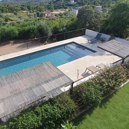 Tres Belle Vue Et Piscine Chauffee - Baccalocation
