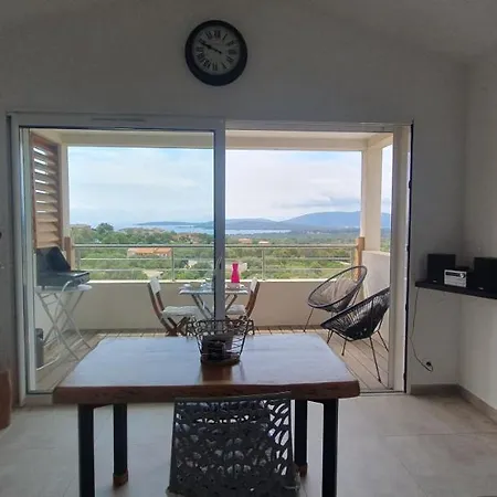 Très Belle Résidence Vue Et Piscine Chauffée - Baccalocation Apartamento