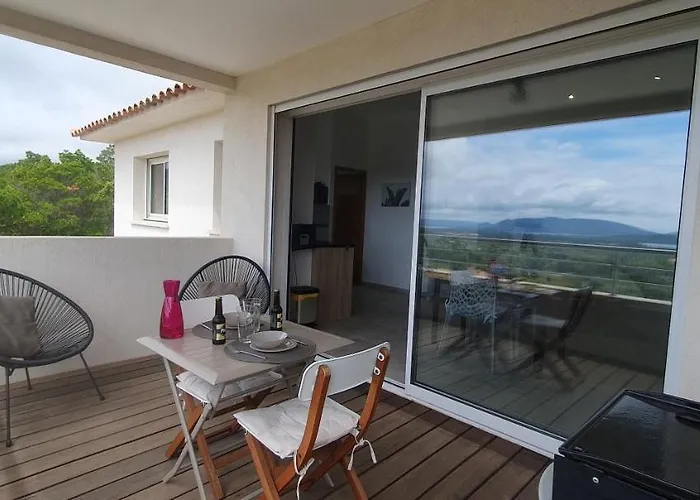 Tres Belle Vue Et Piscine Chauffee - Baccalocation Apartment