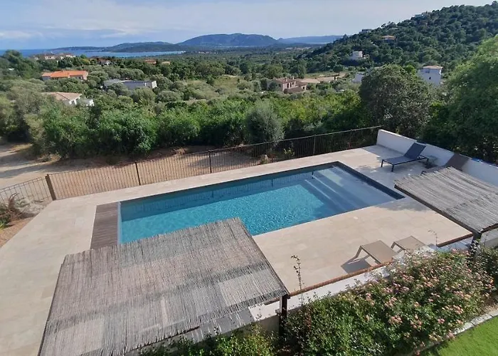 Tres Belle Vue Et Piscine Chauffee - Baccalocation * Porto-Vecchio (Corsica)