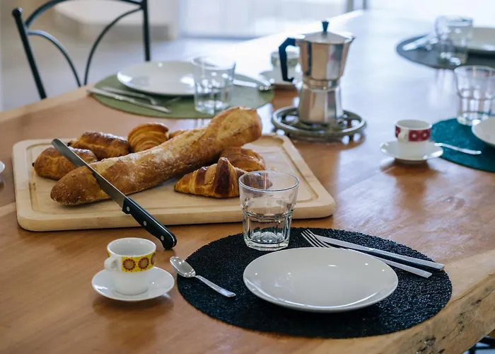 Apartment Tres Belle Vue Et Piscine Chauffee - Baccalocation